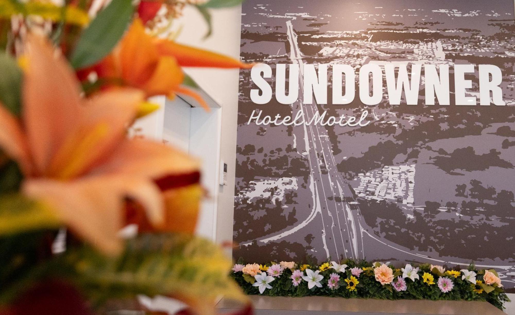 Sundowner Hotel Motel Caboolture Exterior foto