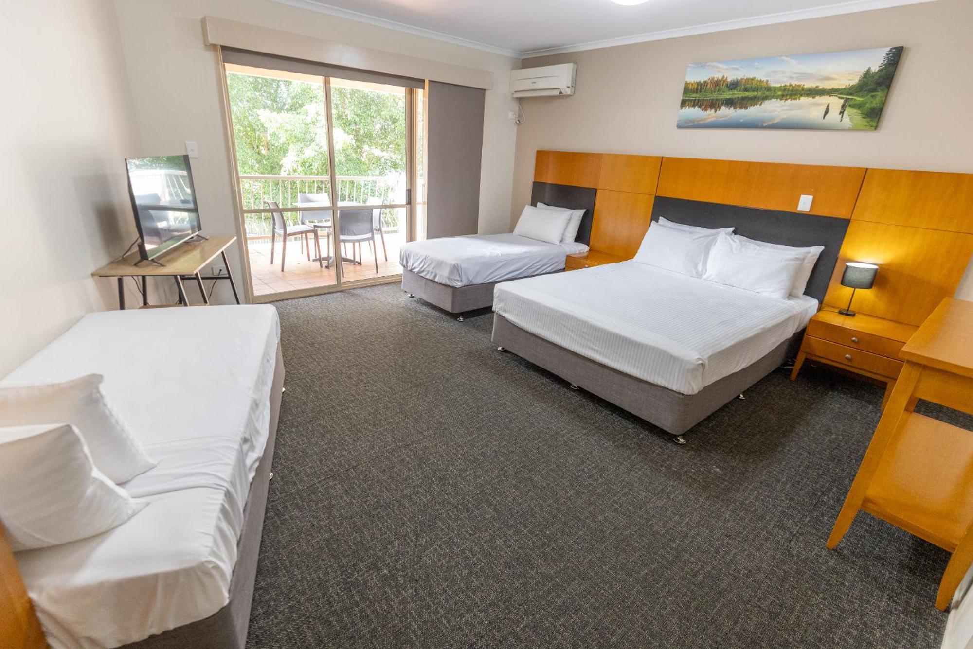 Sundowner Hotel Motel Caboolture Exterior foto